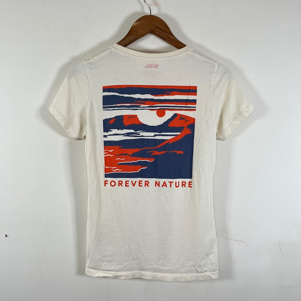 Fjallraven Forever Nature Graphic T-Shirt Cream Chest Logo Gorpcore Womens Small